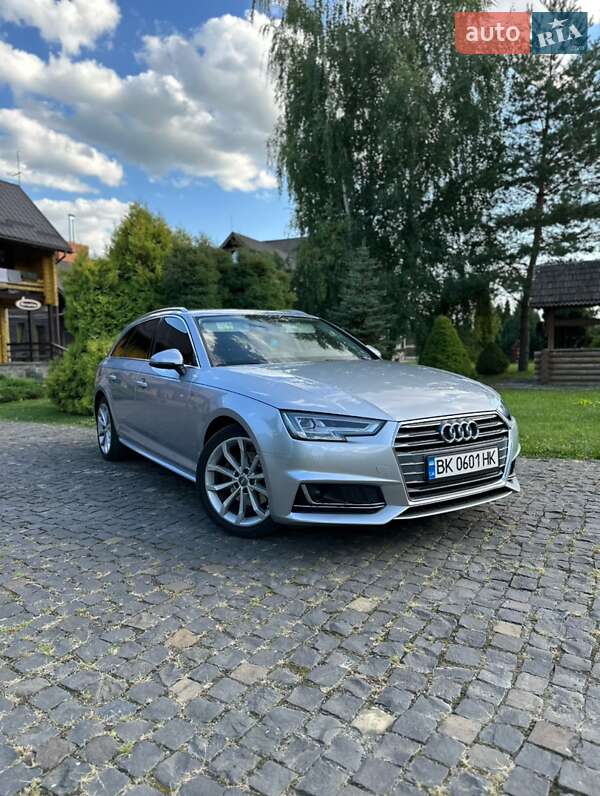 Универсал Audi A4 2017 в 