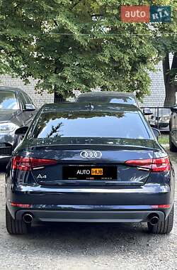 Седан Audi A4 2016 в 