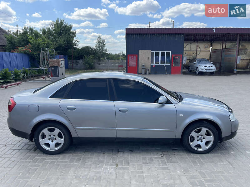 Седан Audi A4 2001 в Краматорске