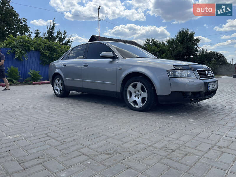 Седан Audi A4 2001 в Краматорске