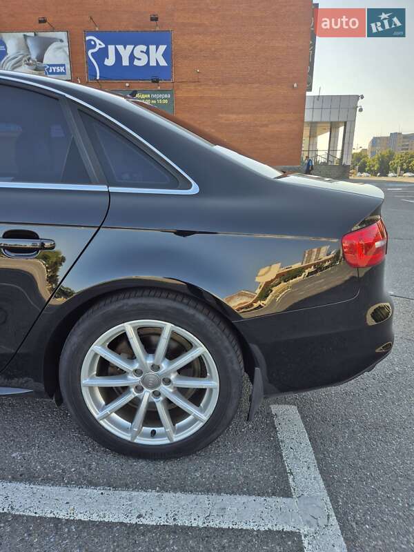 Седан Audi A4 2015 в Броварах