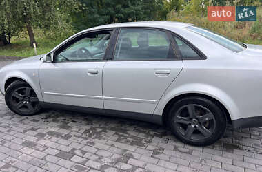 Седан Audi A4 2001 в Кременчуці