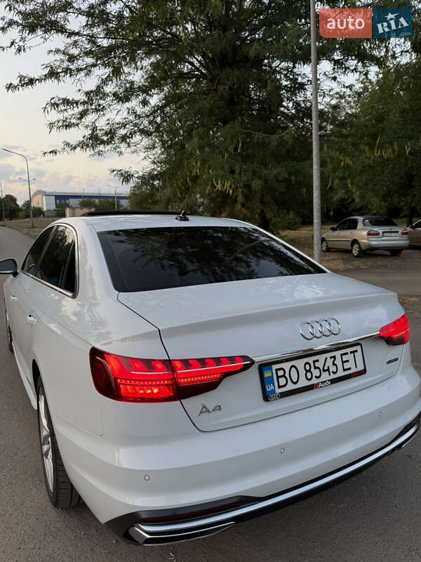 Седан Audi A4 2020 в Кривом Роге