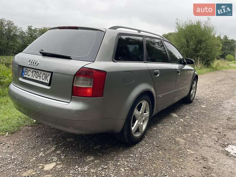 Универсал Audi A4 2004 в Сколе