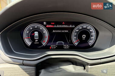 Седан Audi A4 2019 в 