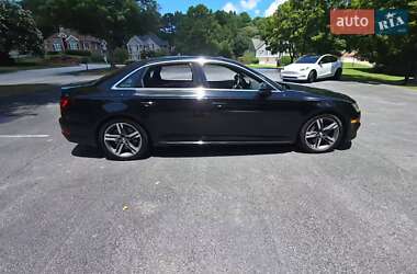 Седан Audi A4 2020 в 