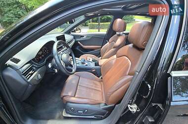 Седан Audi A4 2020 в 