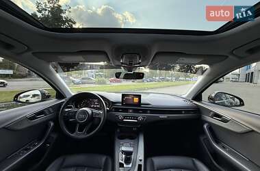 Седан Audi A4 2019 в 