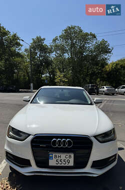 Седан Audi A4 2014 в 