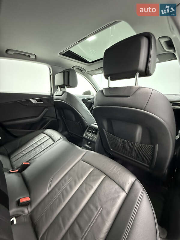 Седан Audi A4 2018 в Одессе