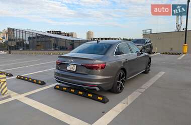 Седан Audi A4 2020 в 