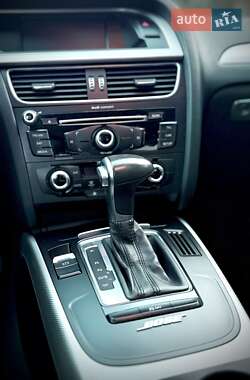 Седан Audi A4 2015 в 