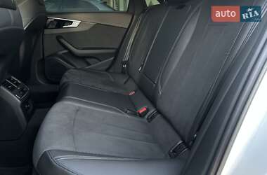 Седан Audi A4 2021 в 
