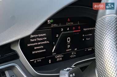 Седан Audi A4 2021 в 