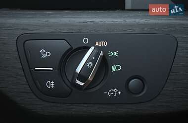 Седан Audi A4 2021 в 