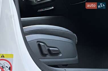 Седан Audi A4 2021 в 
