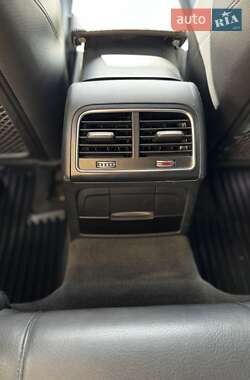 Седан Audi A4 2015 в 