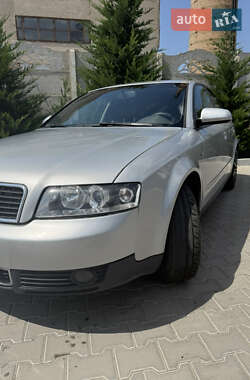 Седан Audi A4 2002 в 