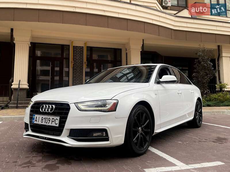 Седан Audi A4 2015 в 