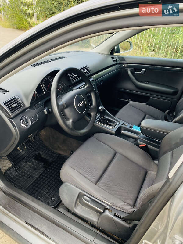 Седан Audi A4 2002 в Краматорске