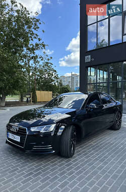 Седан Audi A4 2016 в 