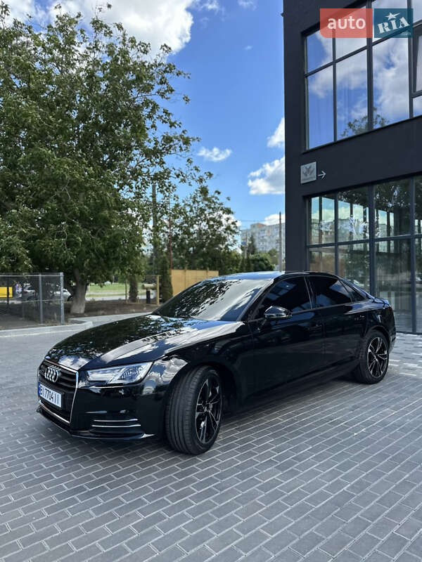 Седан Audi A4 2016 в Полтаве
