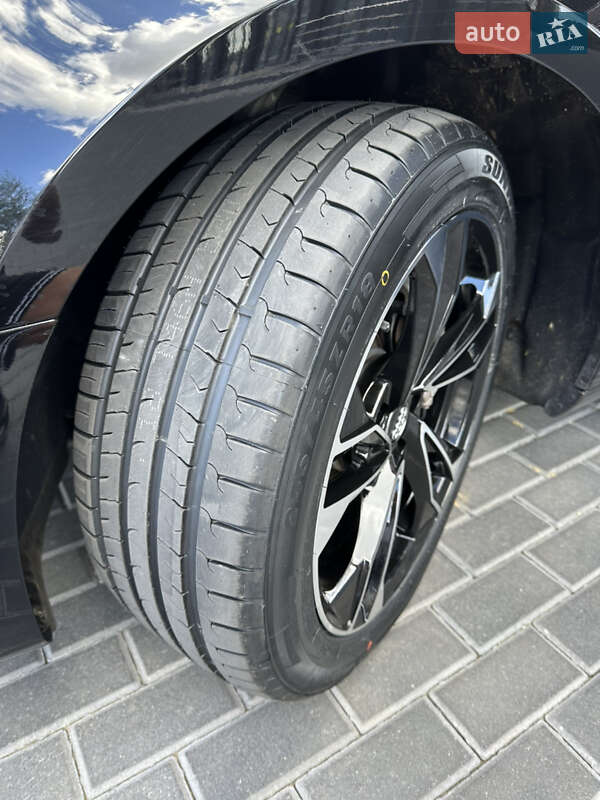 Седан Audi A4 2016 в Полтаве