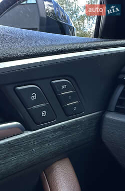 Седан Audi A4 2016 в 