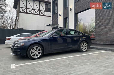 Седан Audi A4 2010 в 