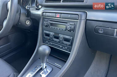Седан Audi A4 2005 в 