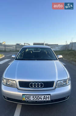 Седан Audi A4 2001 в 