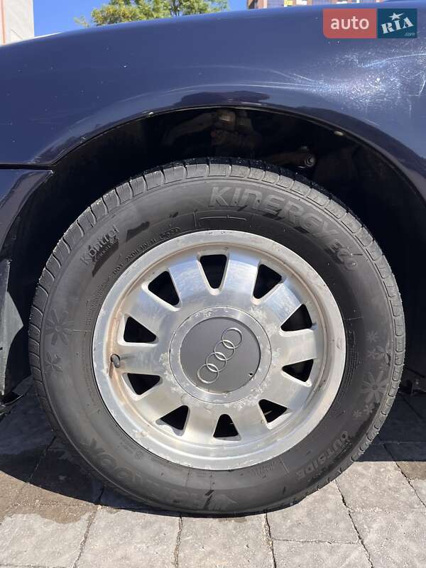 Седан Audi A4 1996 в Тернополе