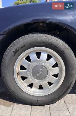 Седан Audi A4 1996 в 