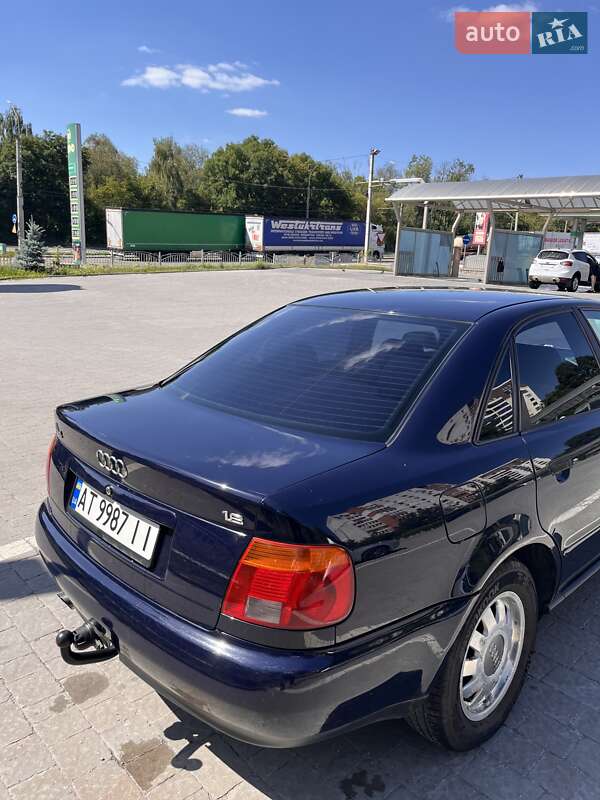 Седан Audi A4 1996 в Тернополе