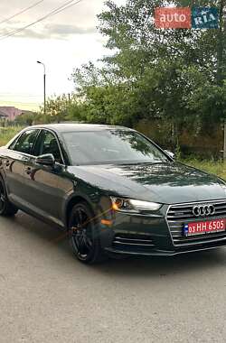 Седан Audi A4 2017 в 