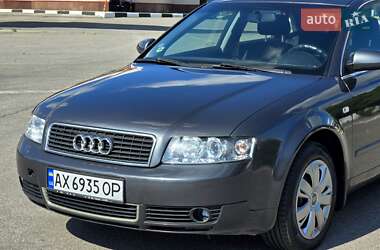 Седан Audi A4 2001 в 