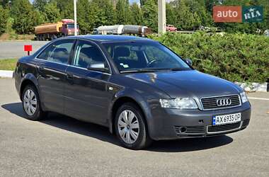 Седан Audi A4 2001 в 