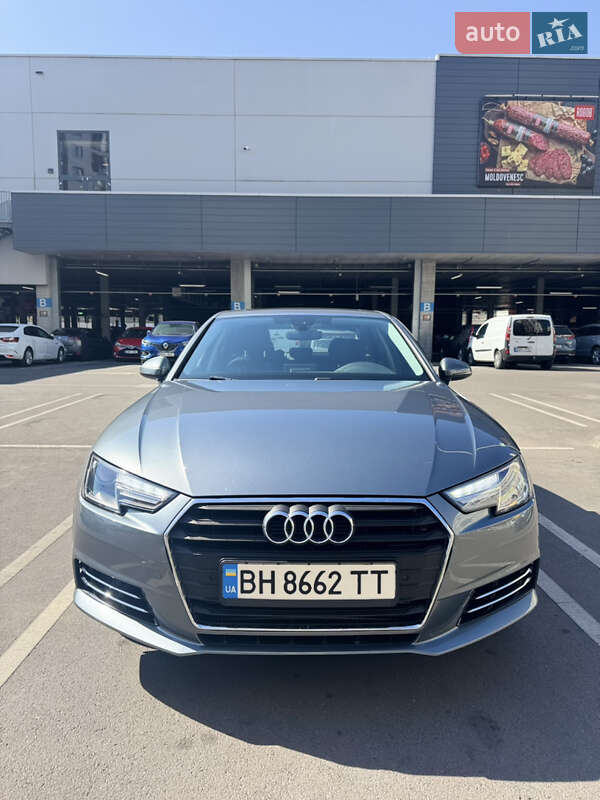 Седан Audi A4 2017 в Одессе
