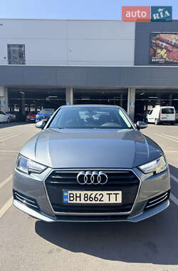 Седан Audi A4 2017 в 