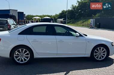 Седан Audi A4 2014 в 