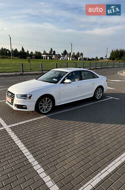Седан Audi A4 2014 в 