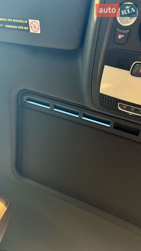 Седан Audi A4 2014 в Нововолынске