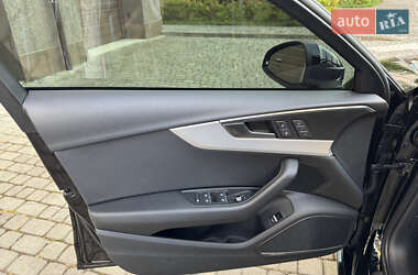 Седан Audi A4 2018 в 