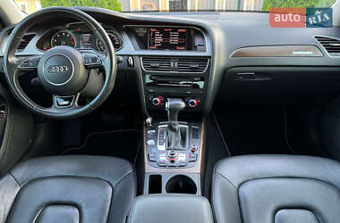 Седан Audi A4 2015 в 