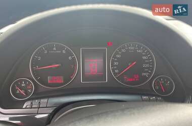 Седан Audi A4 2003 в 