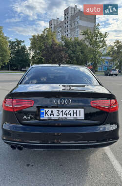 Седан Audi A4 2013 в 