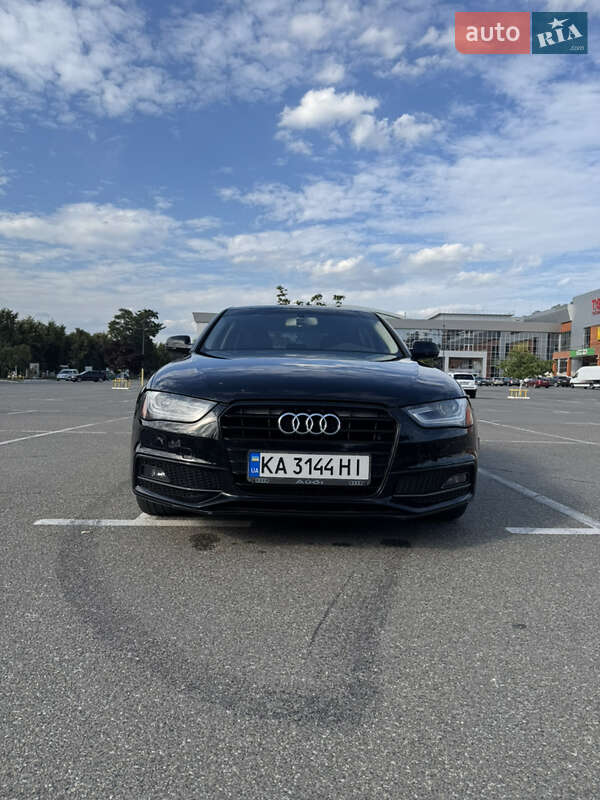 Седан Audi A4 2013 в 