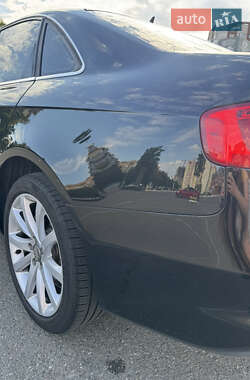 Седан Audi A4 2013 в 