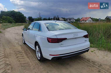 Седан Audi A4 2019 в 