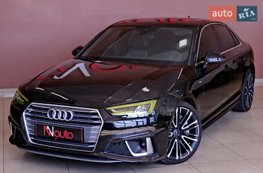 Седан Audi A4 2019 в 